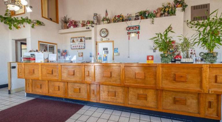 Royal Holiday Motel By Belvilla Gallup I-40 — photo 5