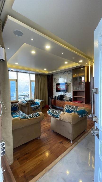 Vacation home with 6 rooms for 15 persons in Manali