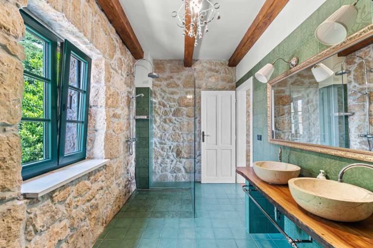Villa with sauna, grill & pool | Mountain view — photo 4