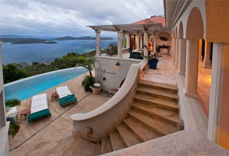 Villa Calabash Boom