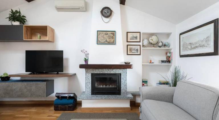 Charming apartment | Close to Como Cathedral | Dogs allowed in Brunate
