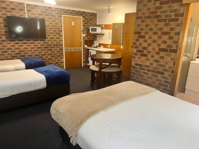 Motel  Cooma-Monaro Council