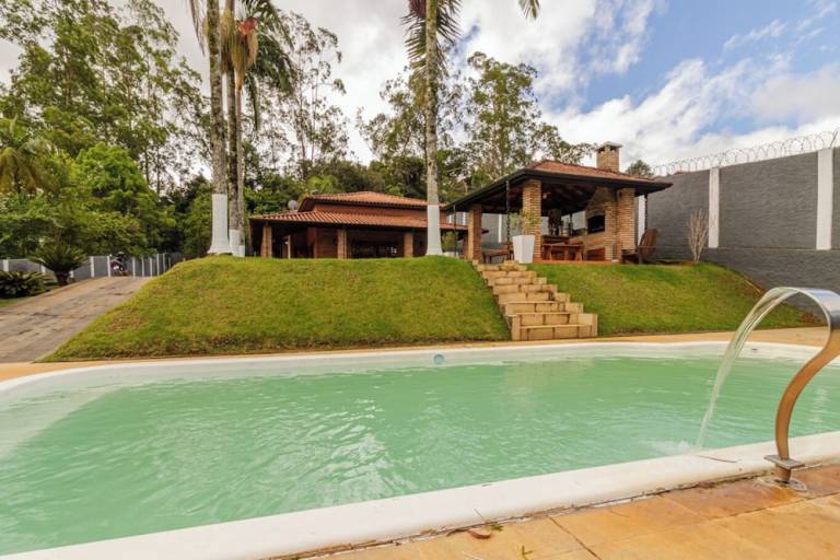 House Embu-Guaçu