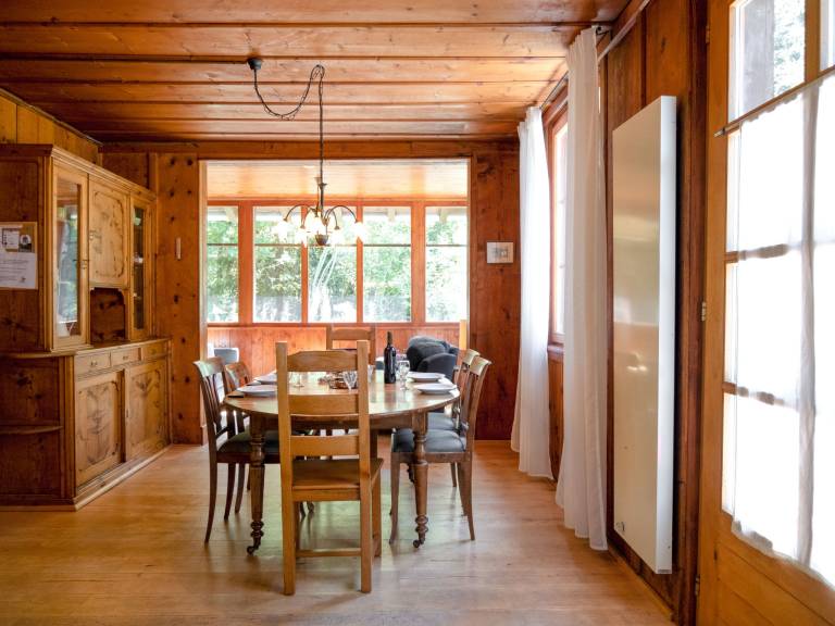 House with patio, garden & grill | Mountain view | Pets are welcome — photo 2