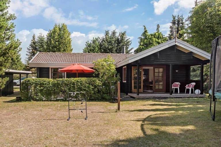         
House ∙ 6 guests ∙ 3 bedrooms
    