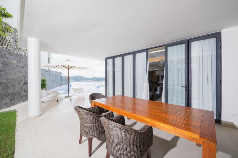 Pleasant rental apartment with private pool, garden & hot tub | Water view | Perfect for remote work | Pets are welcome — photo 5