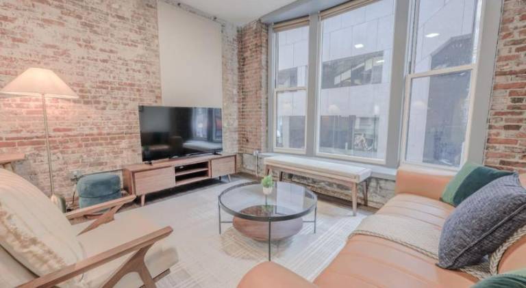 Apartment | Near Faneuil Hall | Suitable for remote work | Pets allowed in Cambridge, MA
