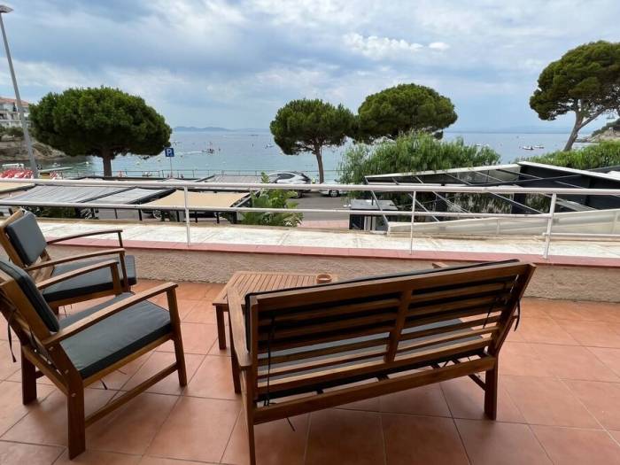 Holiday apartment with terrace | Sea view — photo 2