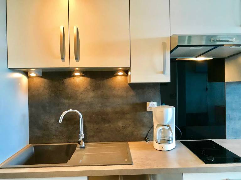 Residence Les Arolles - Renovated studio and very functional foot of the slopes — photo 2