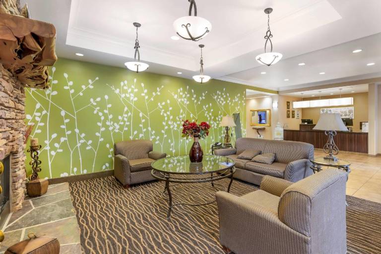 Sleep Inn & Suites Redmond — photo 2