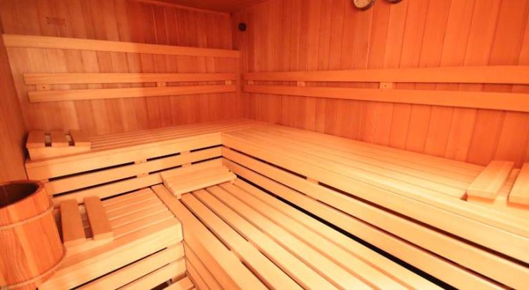 Serviced apartment with terrace, sauna & garden — photo 2