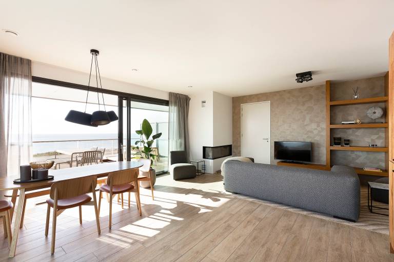 Rental apartment with terrace — photo 2