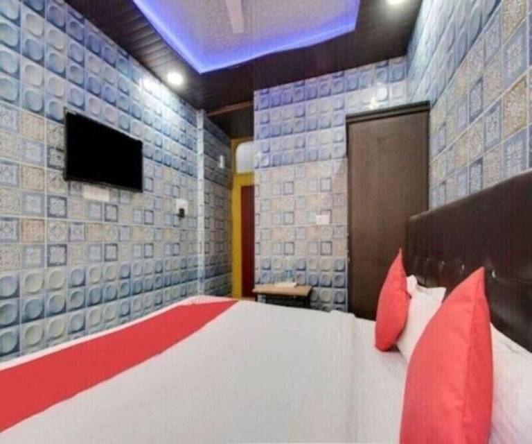 Hotel Ajay
