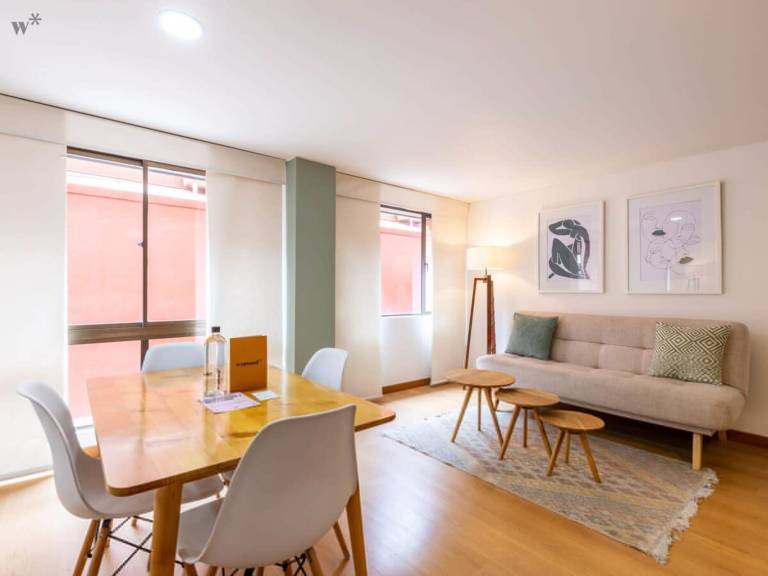 w Comfortable Duplex in Parque 93