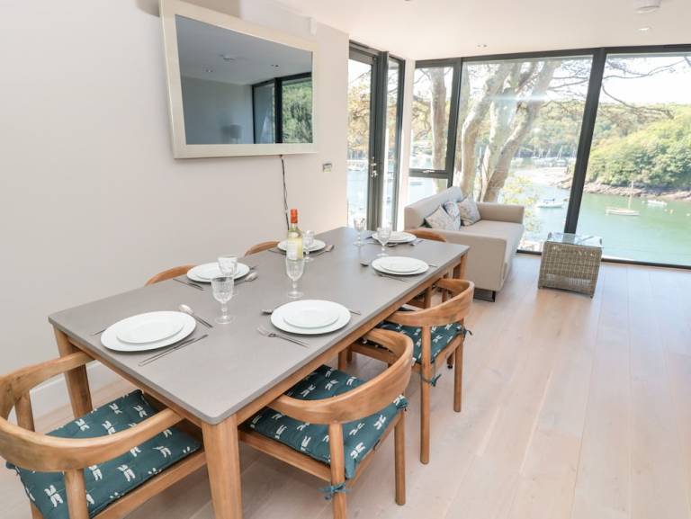 Cottage Noss Mayo