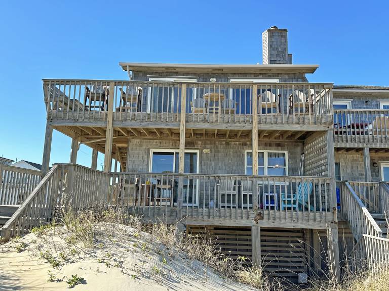 SN9241- Beautiful Oceanfront Home with Great Ocean Views and Dog Friendly! in Nags Head, NC