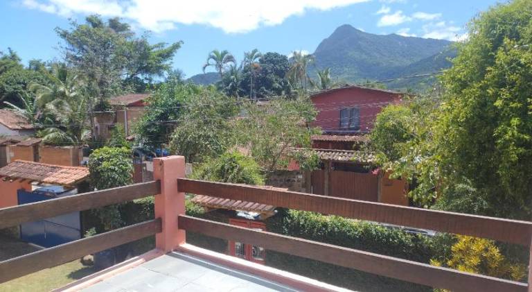 Lodge with patio in Ilhabela