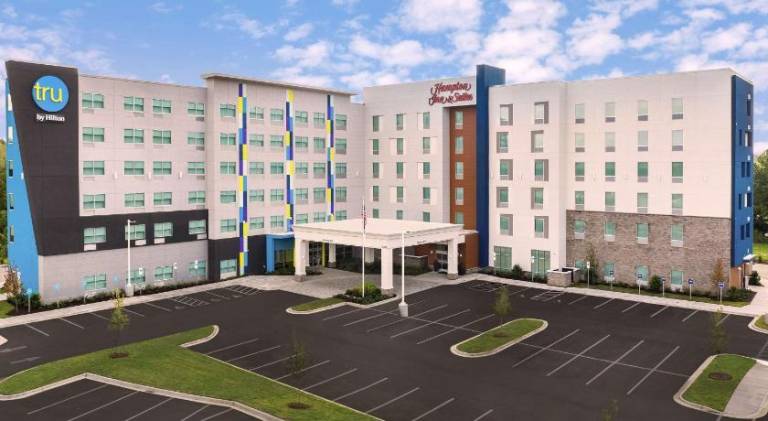 Hampton Inn & Suites Charlotte Airport Lake Pointe — photo 2