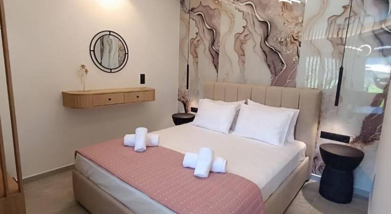 Charming holiday apartment with patio | Close to the beach | Pets are welcome in Thasos