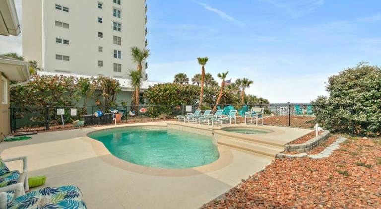 Seaside Serenity Direct Oceanfront — photo 4