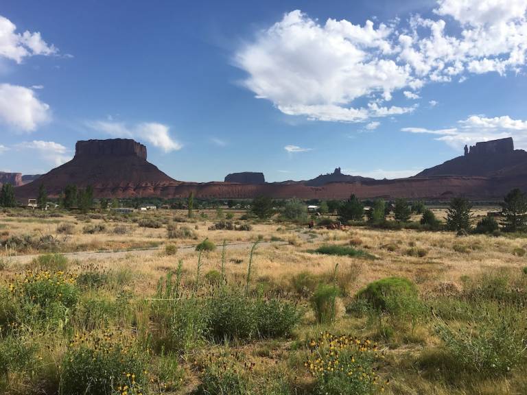 House Castle Valley
