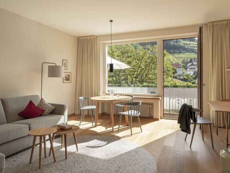 Ferienwohnung in Meran für max. 4 Personen Ferienwohnung in Meran für max. 4 Personen