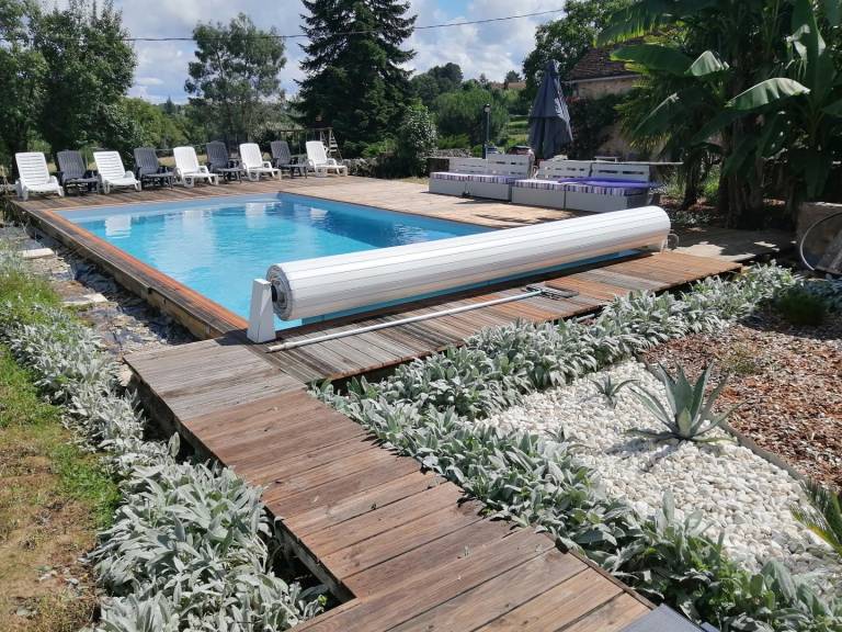 Gite with garden, barbeque & patio — photo 3
