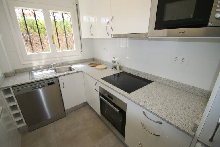 Child-friendly apartment with garden, terrace & grill | Beach nearby | Pets are welcome — photo 4