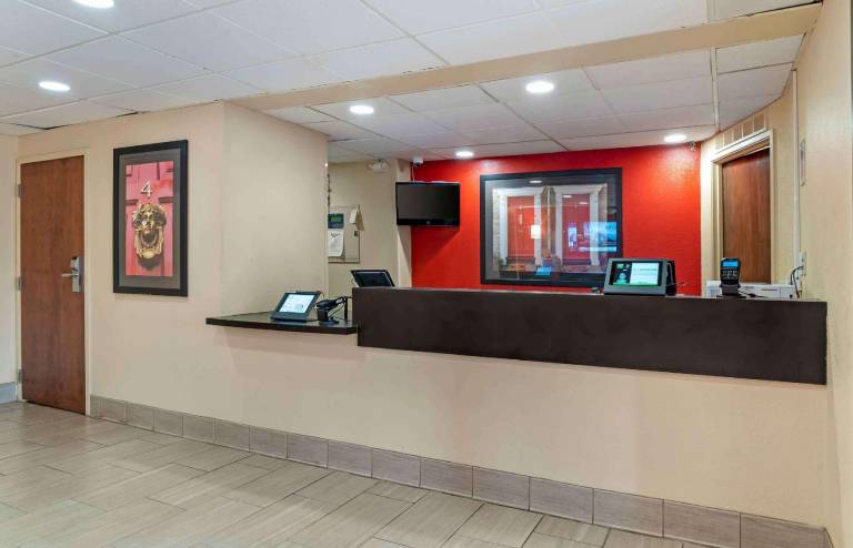 Extended Stay America Select Suites - Detroit - Novi - Haggerty Road — photo 4