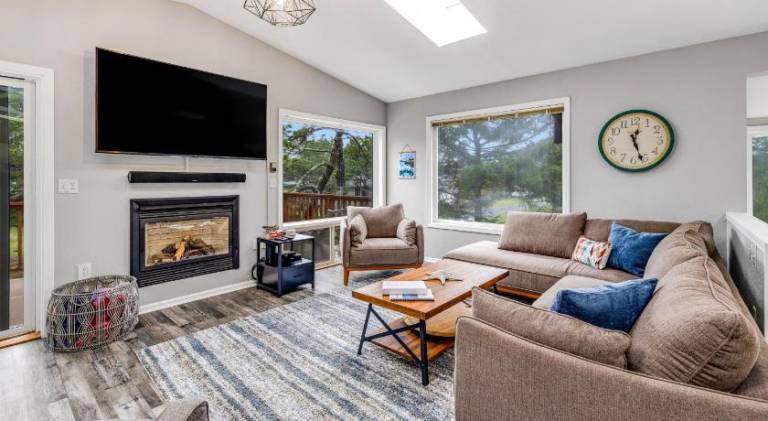 Beautiful vacation home | Beach nearby | Pets are welcome — photo 2
