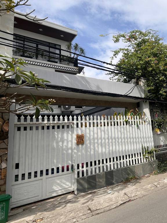 COZY HOUSE - PRIVATE VILLA - DA NANG BEACH in Da Nang