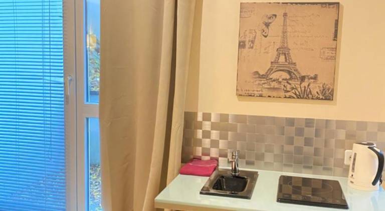 Rental apartment with patio & garden | Pets allowed — photo 3