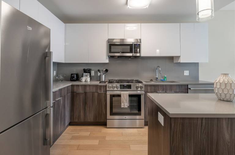 Family-oriented wonderful rental apartment with BBQ, pool & terrace | Good for workation | Pets allowed — photo 3