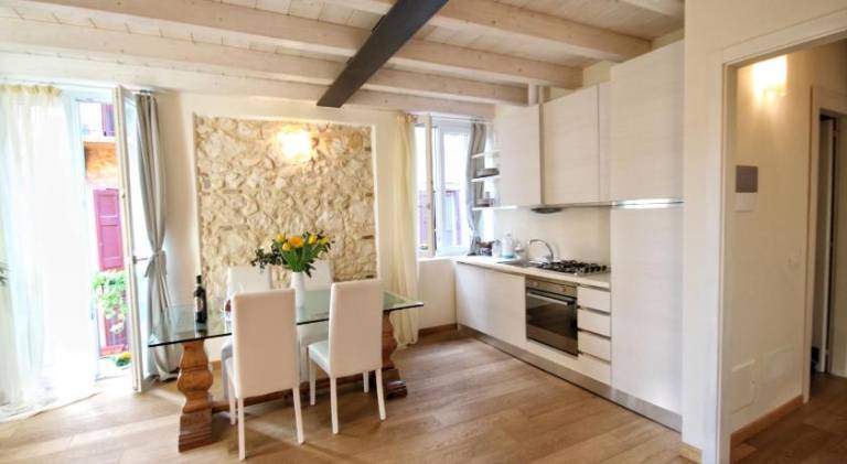 Charming apartment | Near Juliet | Dogs allowed — photo 2