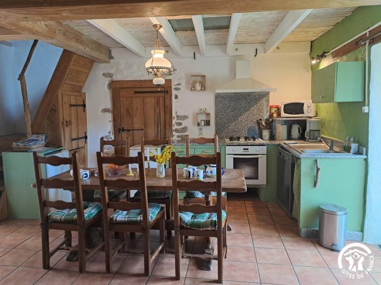 Gite with terrace, yard & barbeque | Pet-friendly — photo 3