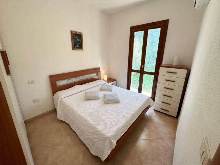 Charming semi-detached villa near the beach — photo 3