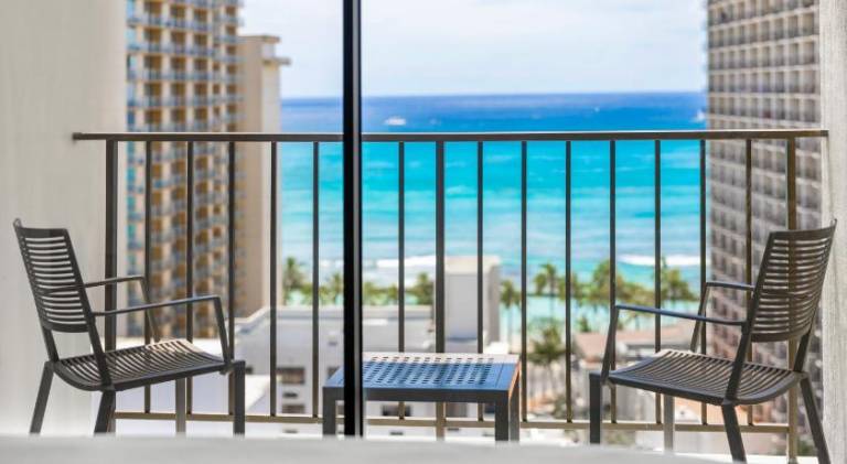Hyatt Place Waikiki Beach — photo 4
