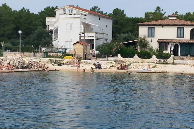Apartment Vir