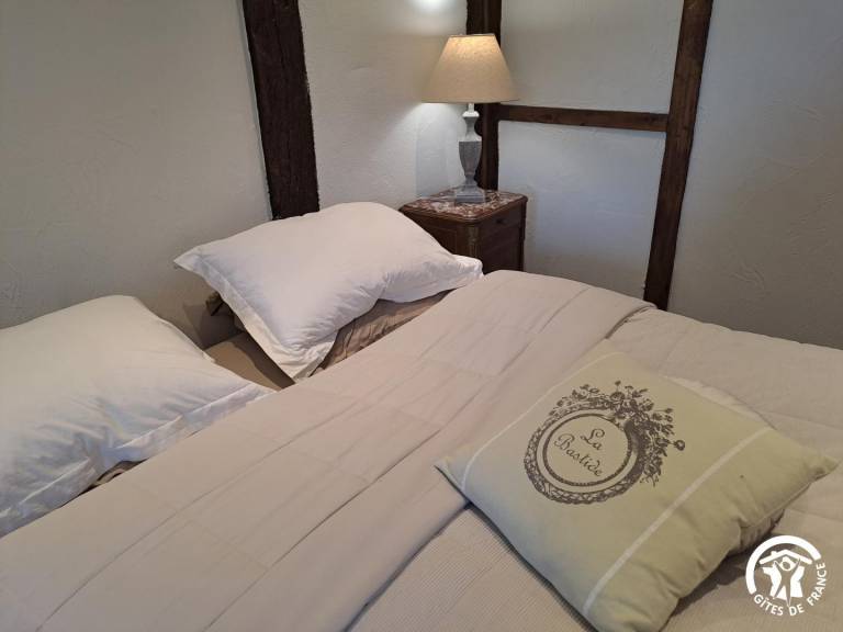 Fully equipped ample gite with barbecue, terrace & garden | Dogs allowed — photo 2