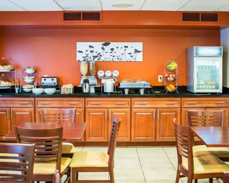 Sleep Inn Mt. Pleasant - Charleston — photo 4
