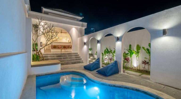 Villa with pool | Suitable for remote work | Dogs allowed in Pecatu