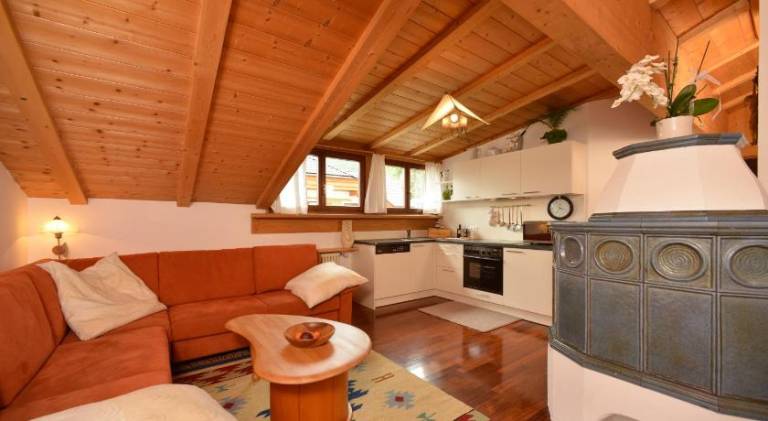 Apartment with patio in Ortisei