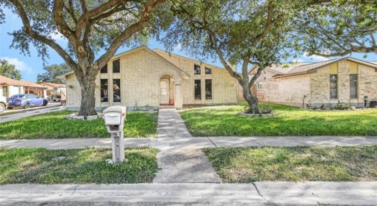 House with 4 rooms for 9 persons in Corpus Christi, TX