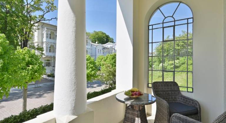 Holiday apartment with grill, patio & yard — photo 5