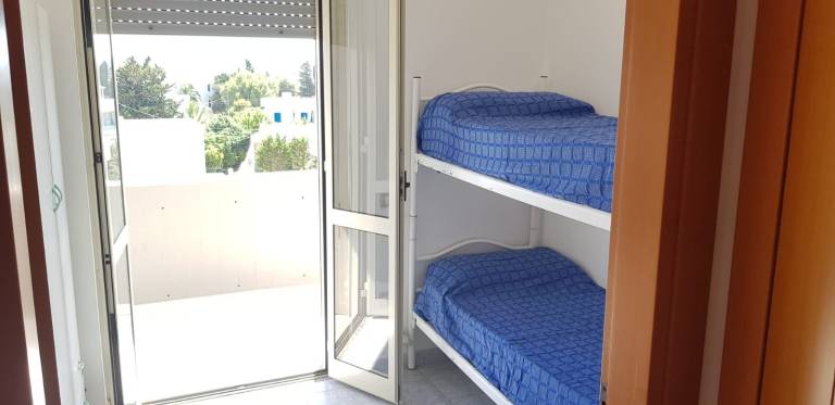 Apartment with 2 rooms for 6 persons — photo 3