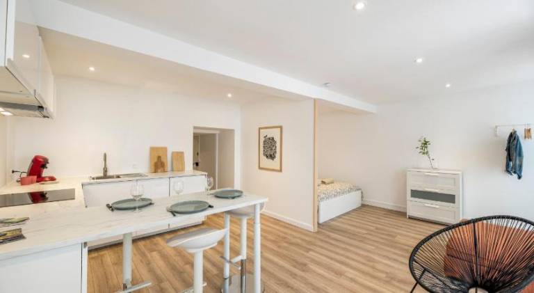 Rental apartment with 1 room for 3 persons in Bizanos