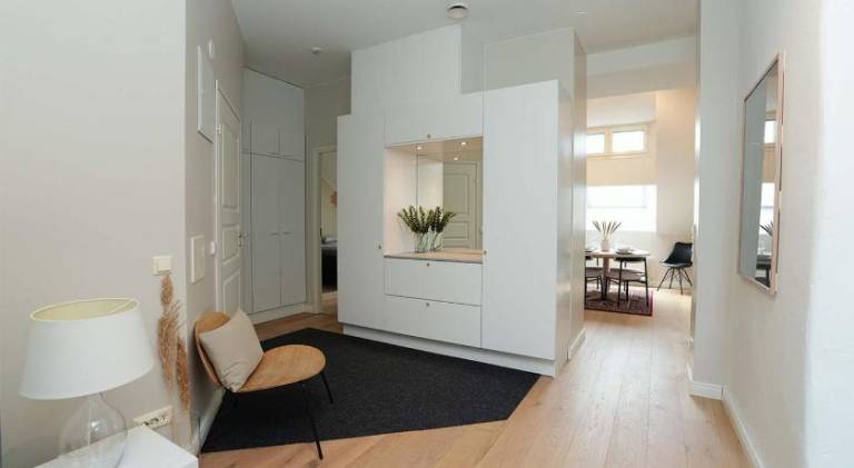 Bright & Modern Scandinavian Attic Suite in City Center — photo 2