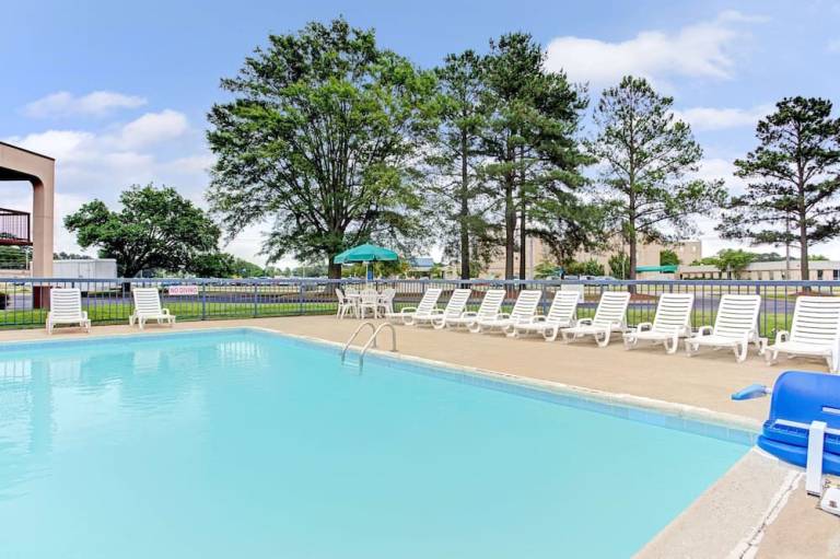 Days Inn by Wyndham Wilson