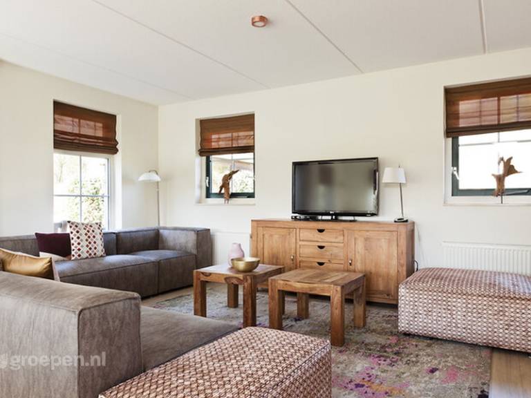 Fully equipped house with garden, patio & jacuzzi | Pets allowed — photo 3