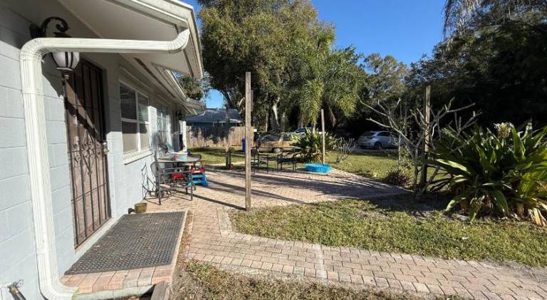 Rental apartment with 2 rooms for 5 persons — photo 4